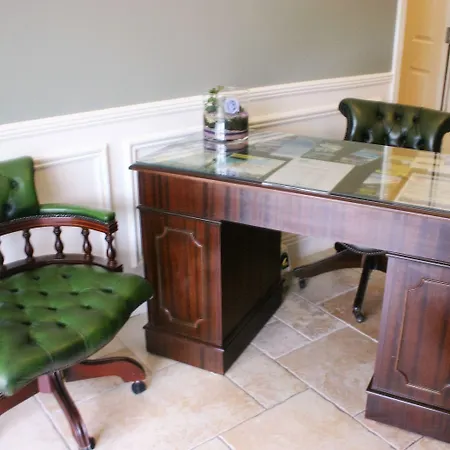 לינה וארוחת בוקר St. Judes גלוואיי