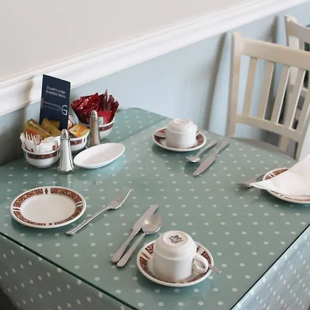 St. Judes לינה וארוחת בוקר גלוואיי